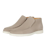 Męskie Zamszowe Mokasyny – Slip-On Chukka Styl, Płaska Pięta – Greige